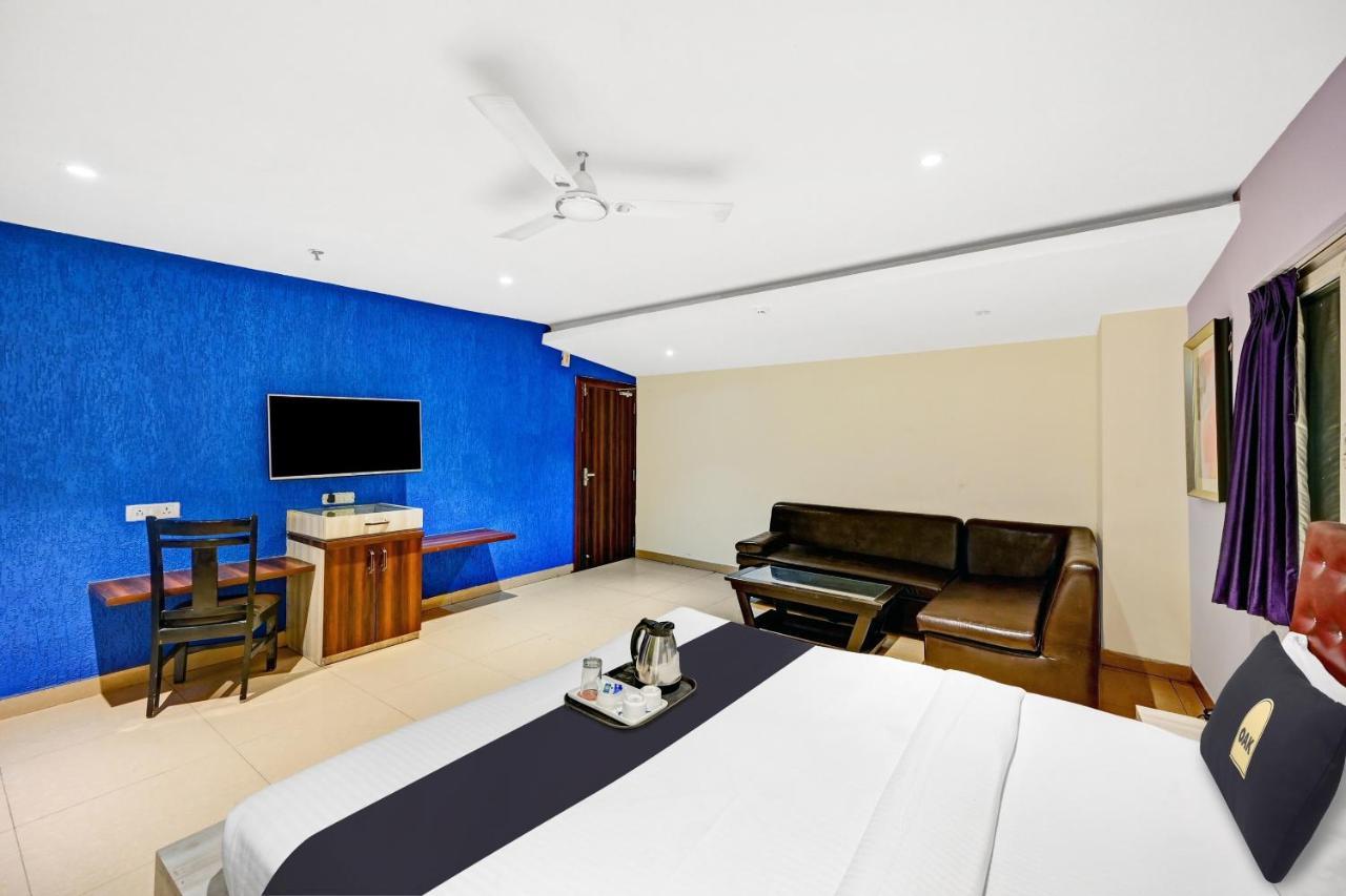 Townhouse Oak Pentagon Residency Hotell Bhubaneswar Eksteriør bilde