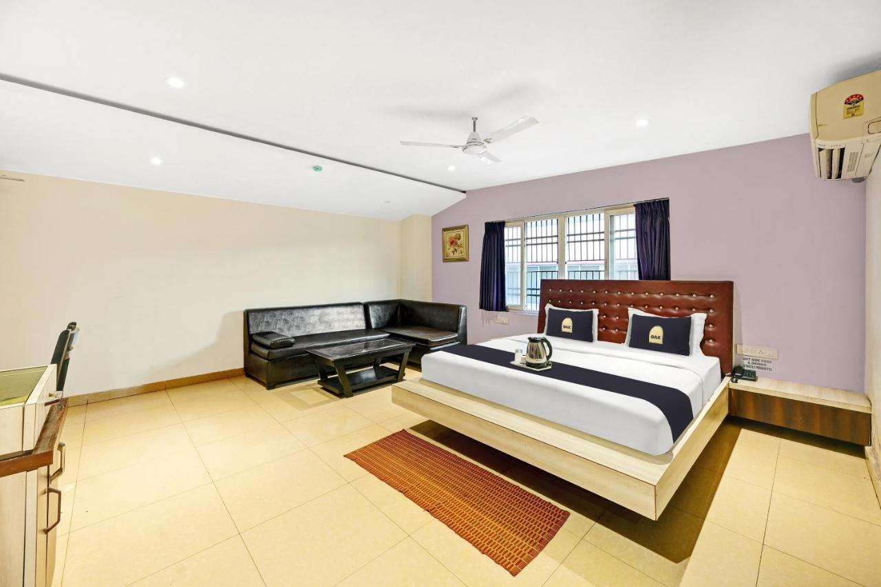 Townhouse Oak Pentagon Residency Hotell Bhubaneswar Eksteriør bilde