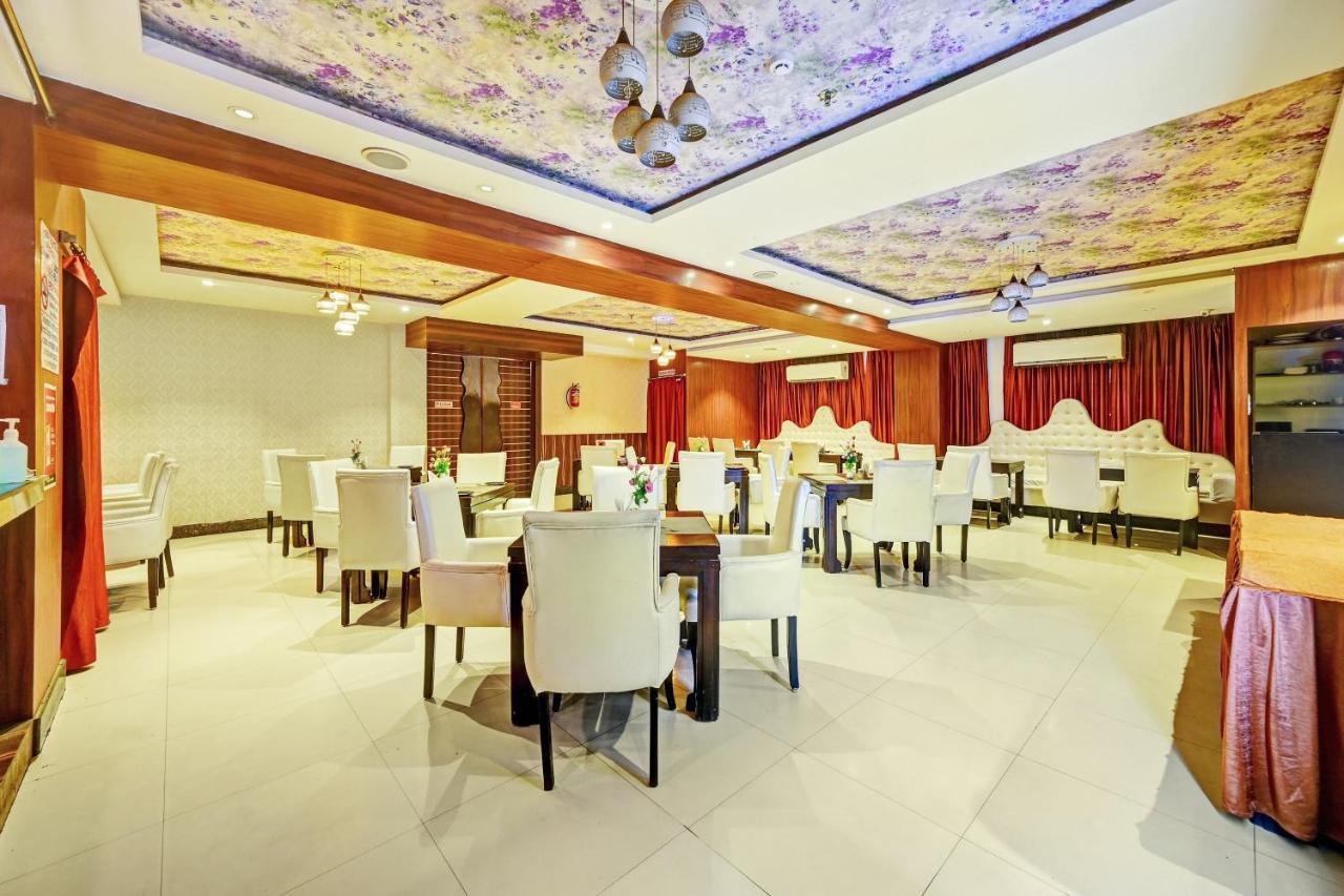 Townhouse Oak Pentagon Residency Hotell Bhubaneswar Eksteriør bilde